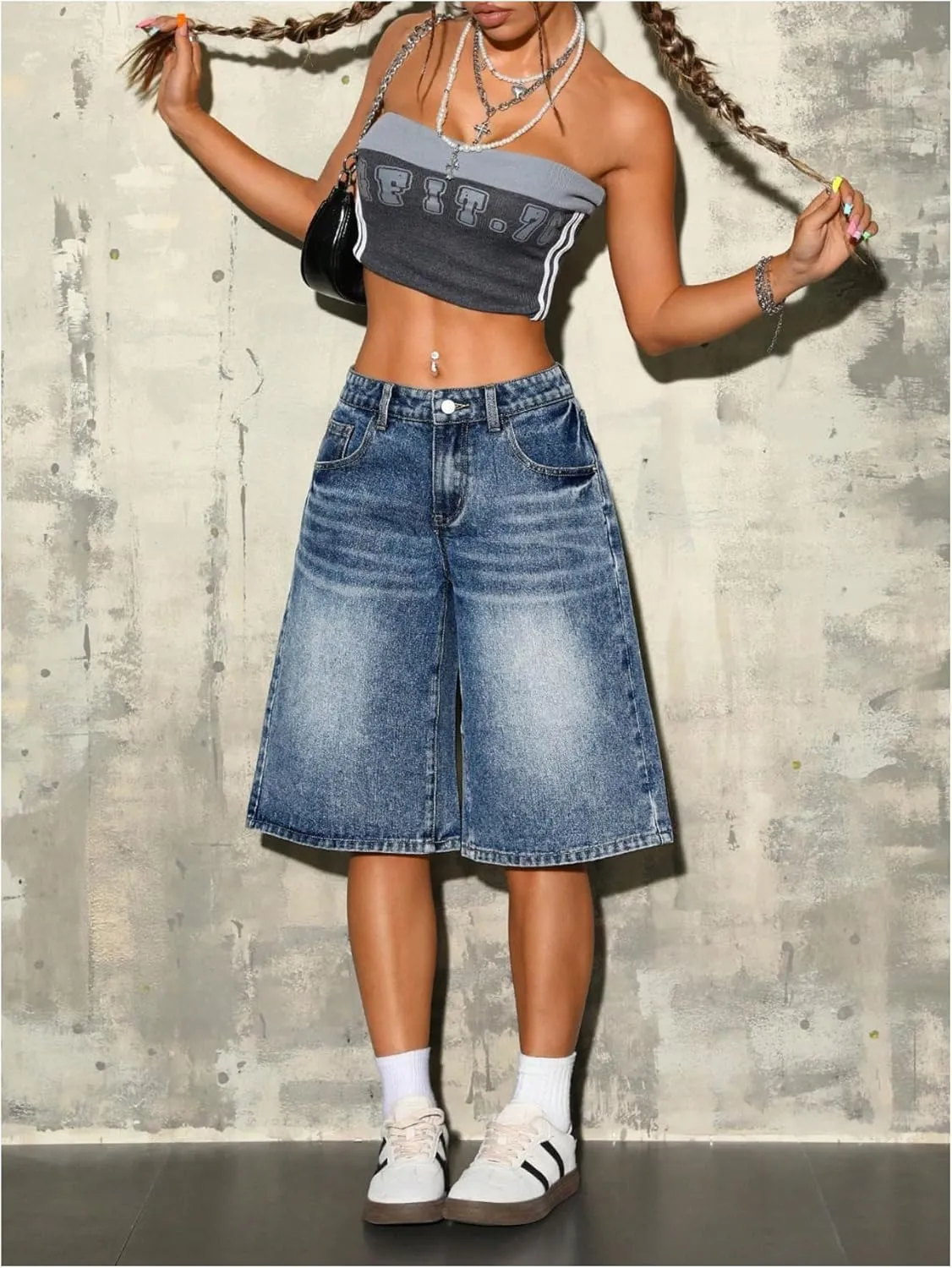 WDIRARA Women's Low Rise Baggy Denim Shorts Wide Leg Bermuda Jean Shorts