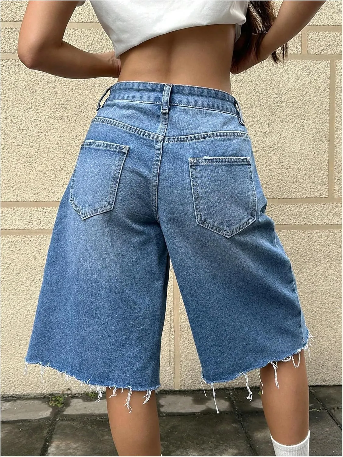 WDIRARA Women's Low Rise Baggy Denim Shorts Wide Leg Bermuda Jean Shorts